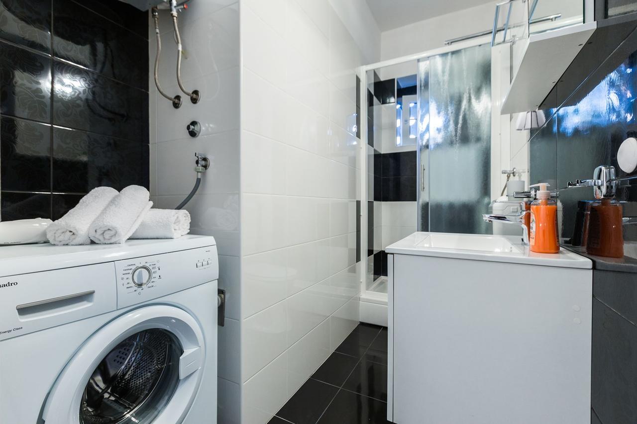 Fifi Apartment W. Parking In Old Town Zadar Eksteriør bilde