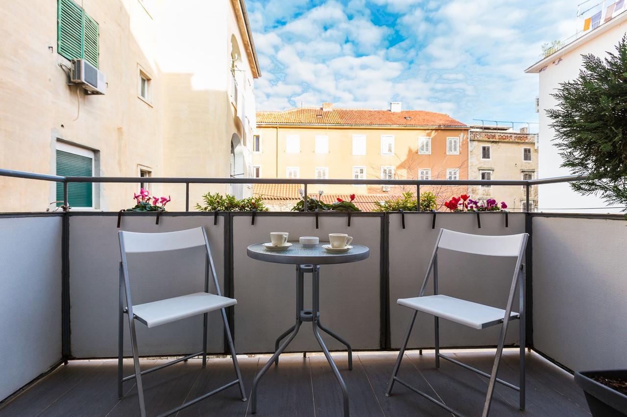 Fifi Apartment W. Parking In Old Town Zadar Eksteriør bilde