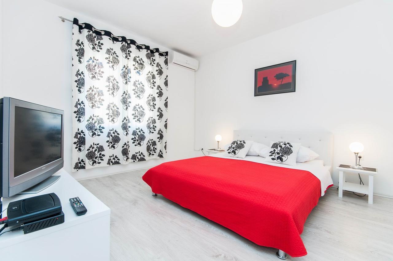 Fifi Apartment W. Parking In Old Town Zadar Eksteriør bilde